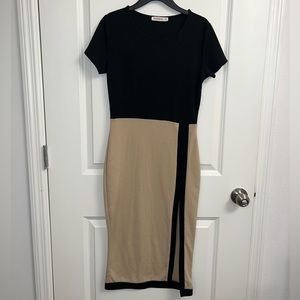 Casual black and beige slit dress!